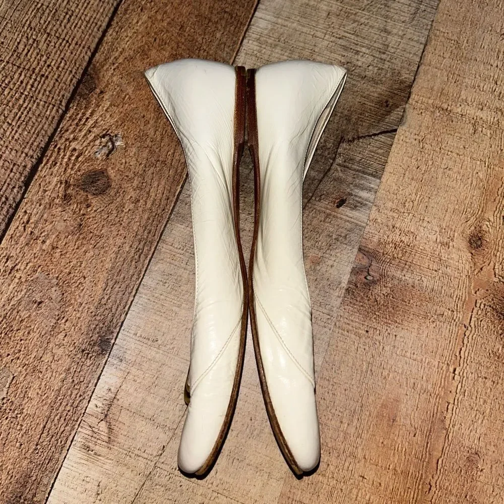 Chloé Women's Cream and Gold double ring buckle Ballet flats 37
